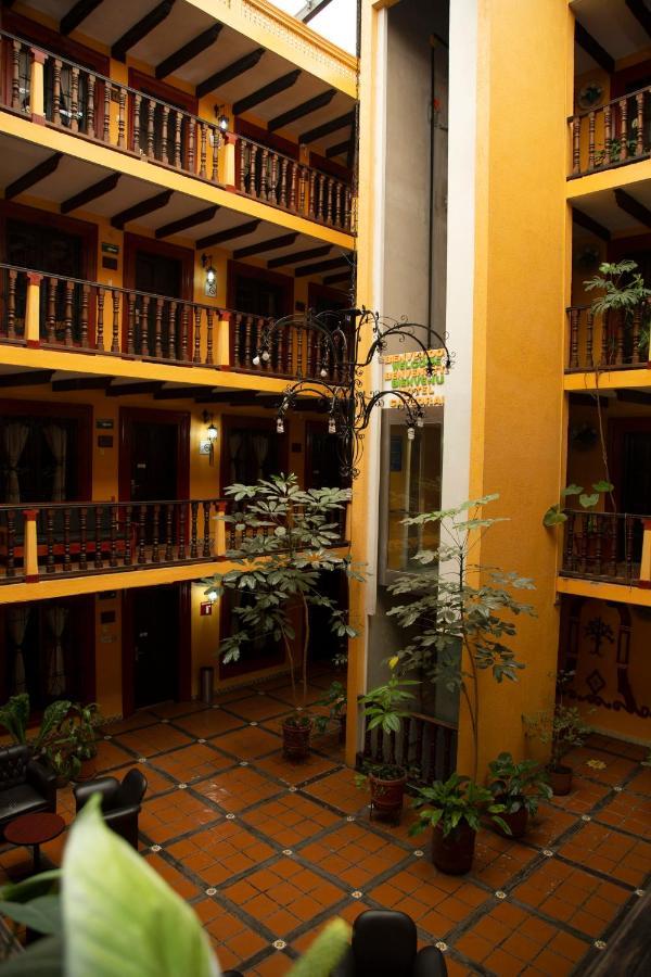 Hotel Catedral San Cristóbal de Las Casas Exterior foto